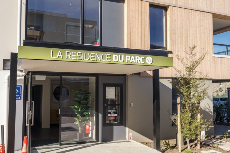 Apt 7 & 10 – 4BR Alpine Escape