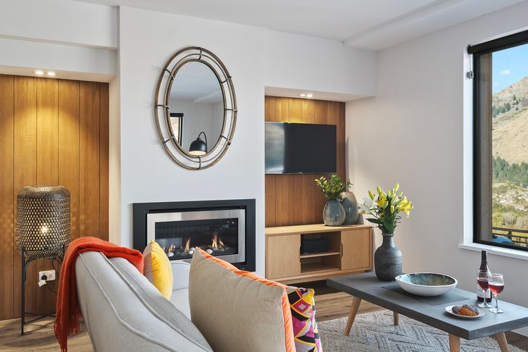 Apt 7 & 10 – 4BR Alpine Escape