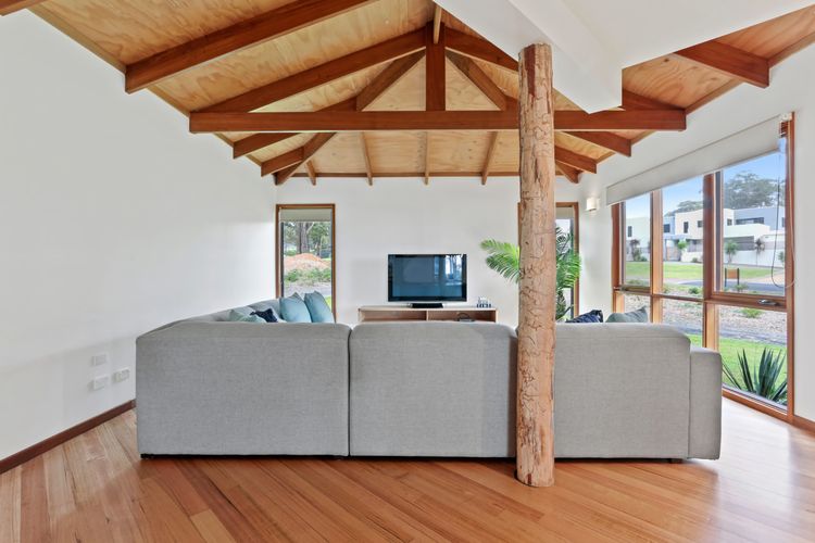 Tura Tree House