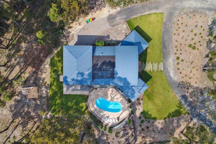 Tura Tree House