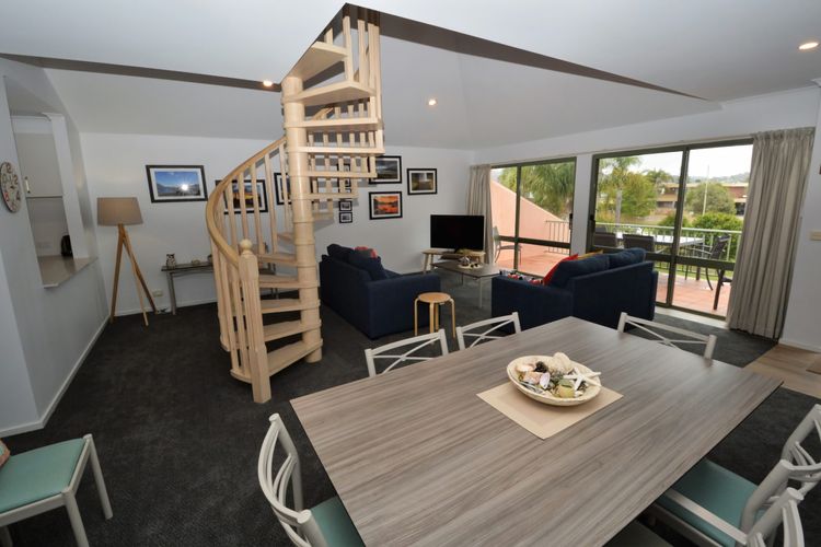 Tuscany Apartments 10