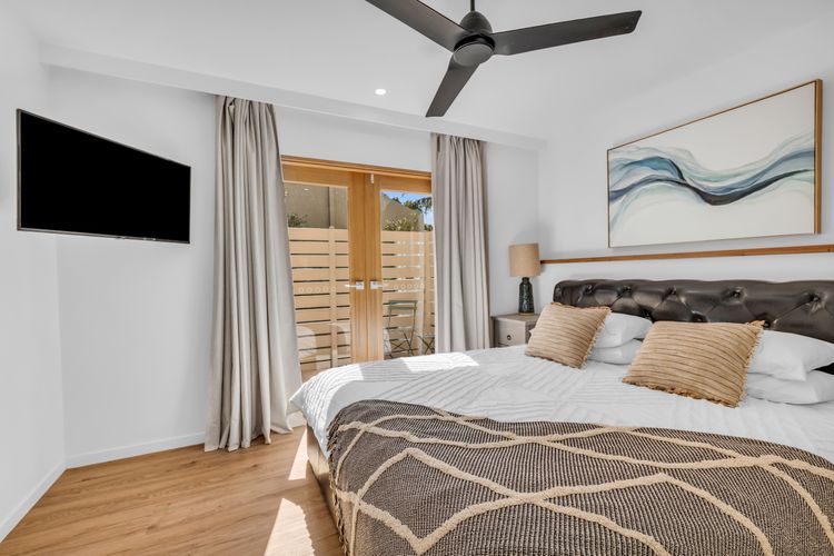 Bellvilla – Bluebonnet Suite