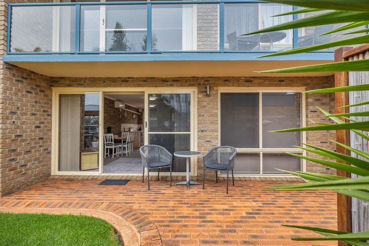 Lakeside Apartments 5