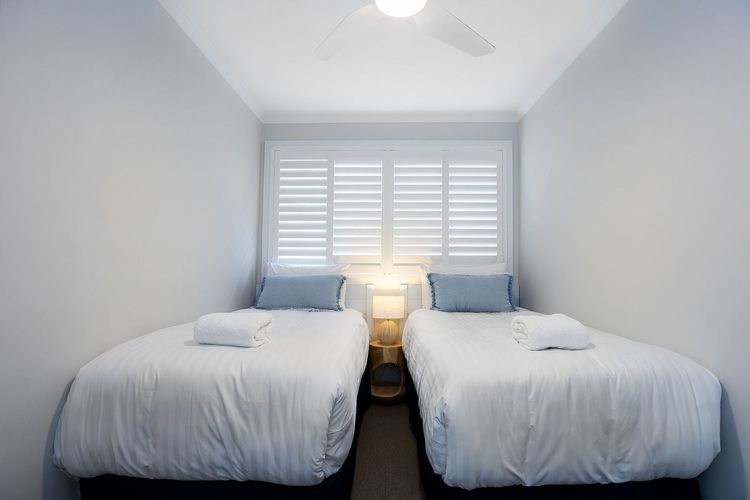 Lakeside Apartments 4