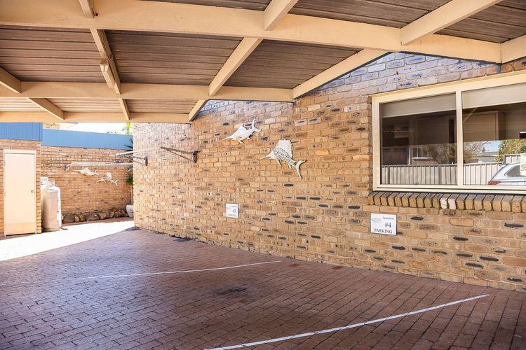 Lakeside Apartments 4