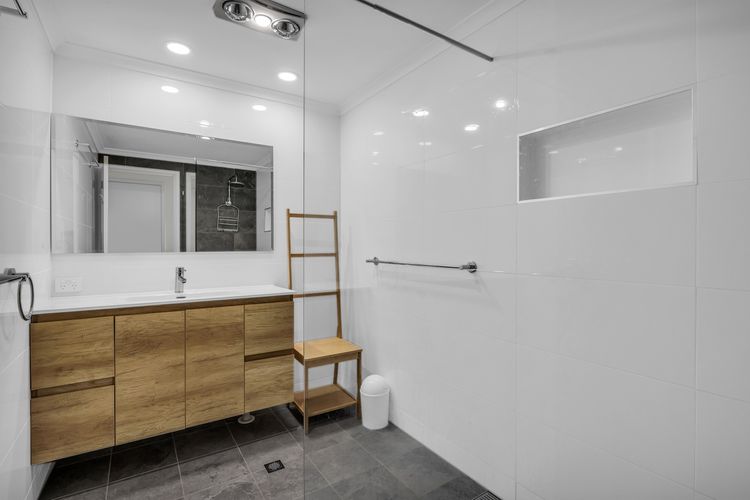 Tuscany Apartments 17