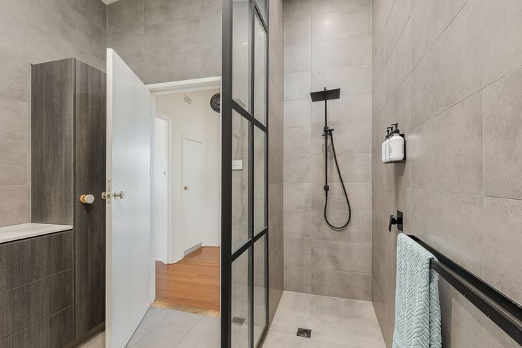 ‘Governor House’