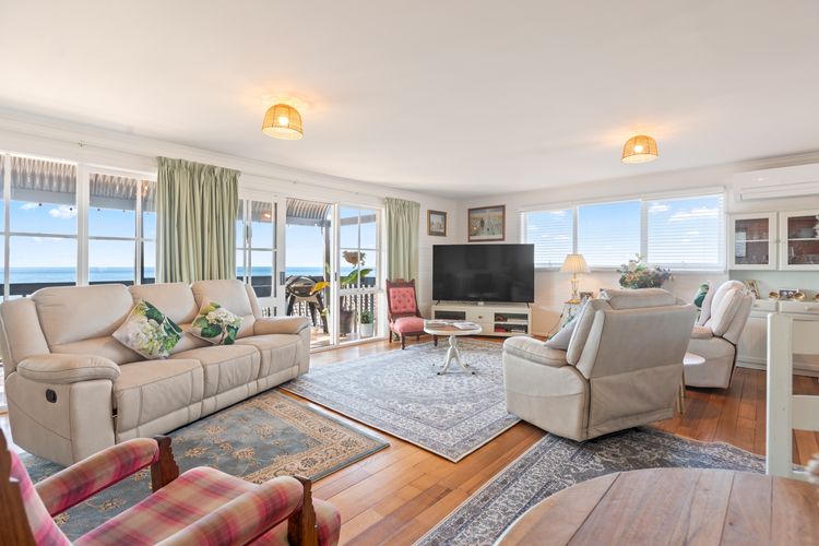 1/10 Melaleuca Court
