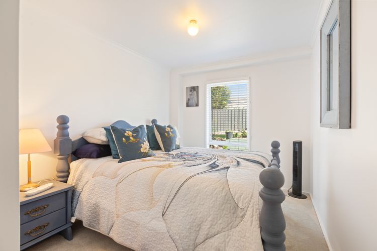 1/10 Melaleuca Court