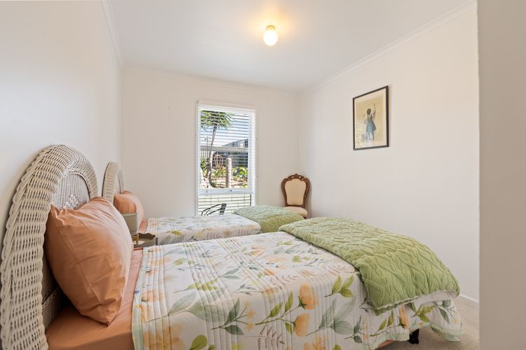 1/10 Melaleuca Court