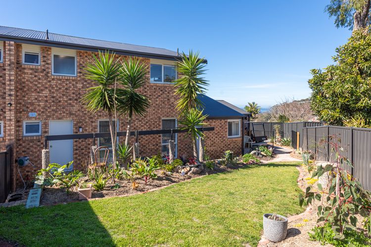 1/10 Melaleuca Court