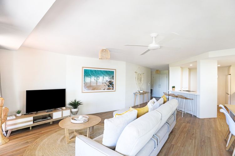Luxury On The Bay – Karinya At Surfside