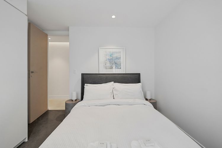 Inviting 2BR Unit w Parking near Coogee Beach