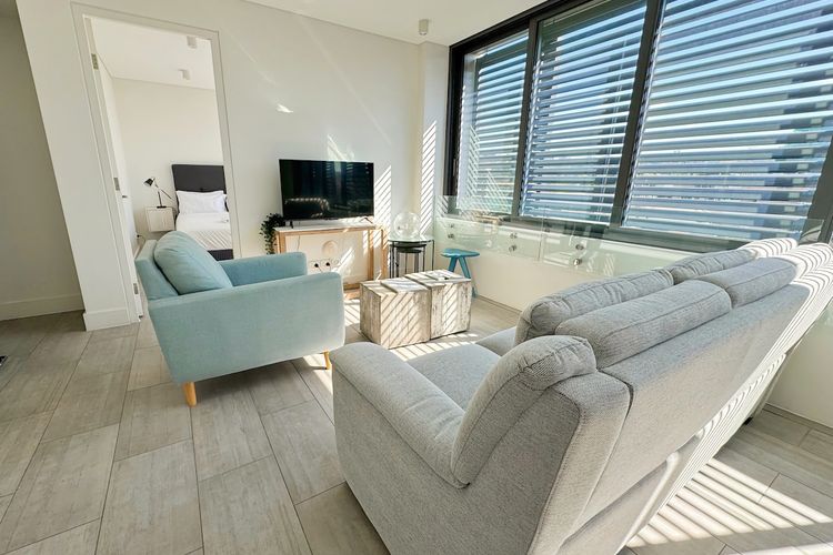 Living room image 3