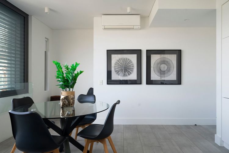 Bondi Beach Escape, Steps to Sand & Café