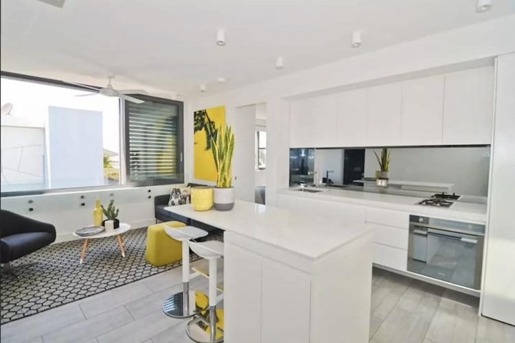 Warm Bondi Hideaway Heated Top Floor Stay