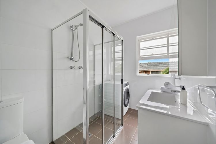 Warm Spacious Bondi Stay with Parking