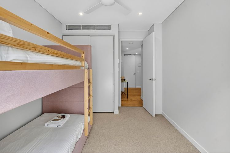 250SQM Cosy Bondi Escape | Luxe 3BR + Parking
