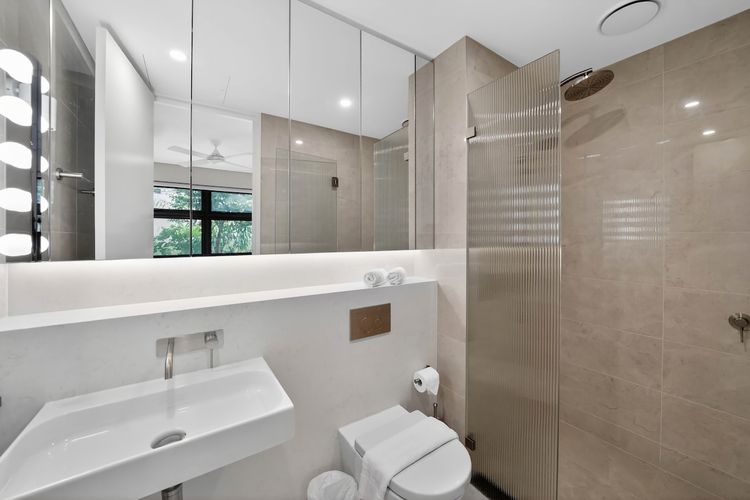250SQM Cosy Bondi Escape | Luxe 3BR + Parking
