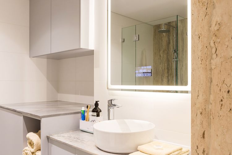 Boutique Sydney Hideaway Near Cafés & Parks