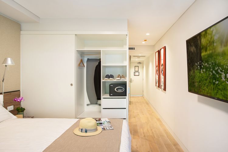 Boutique Sydney Hideaway Near Cafés & Parks