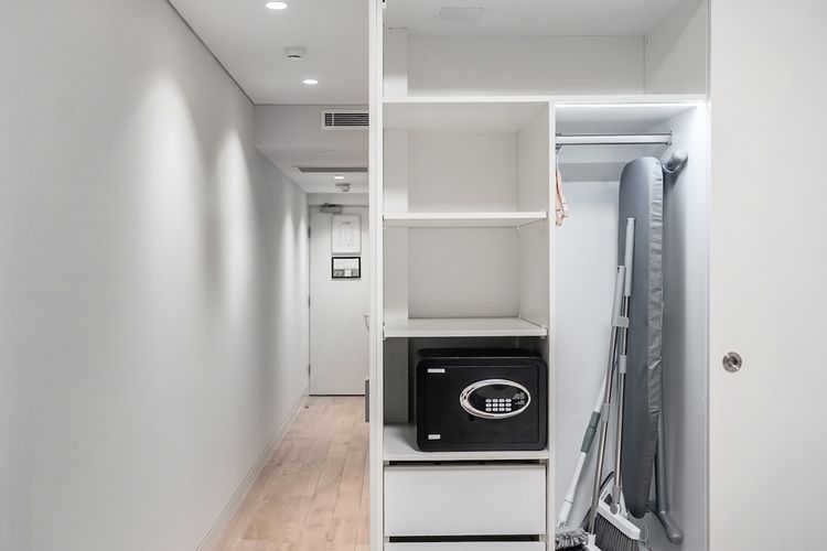 Ample storage and thoughtful touches for a seamless stay.