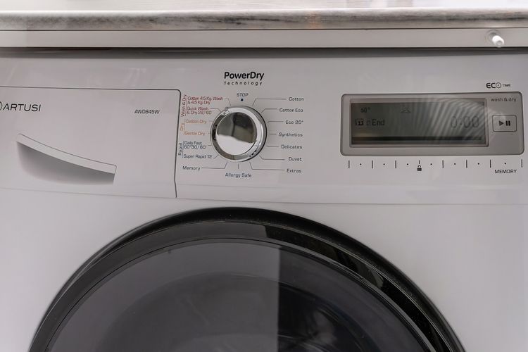 Laundry area image 1