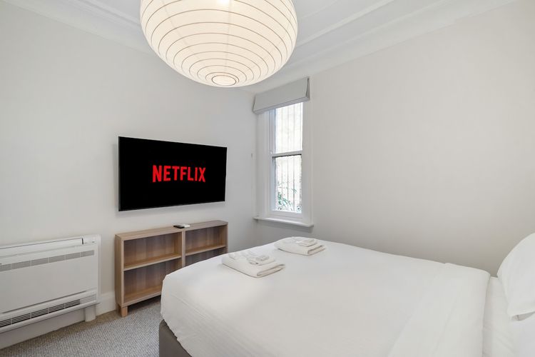 Luxe 3BR Full Floor Suite w Views Darling Point