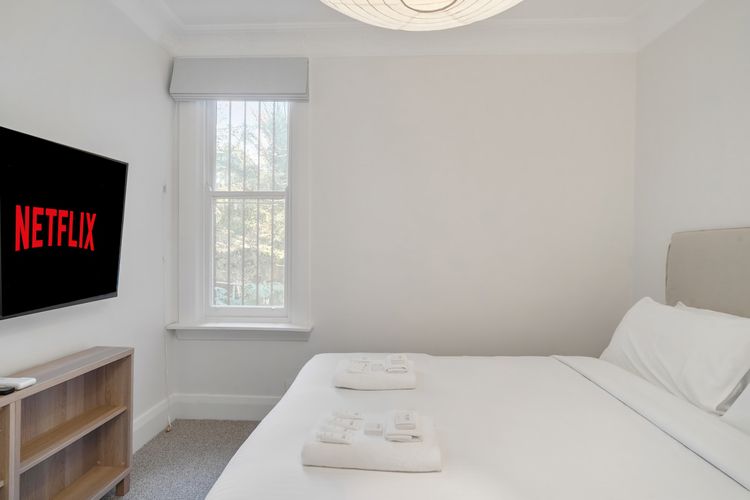 Luxe 3BR Full Floor Suite w Views Darling Point