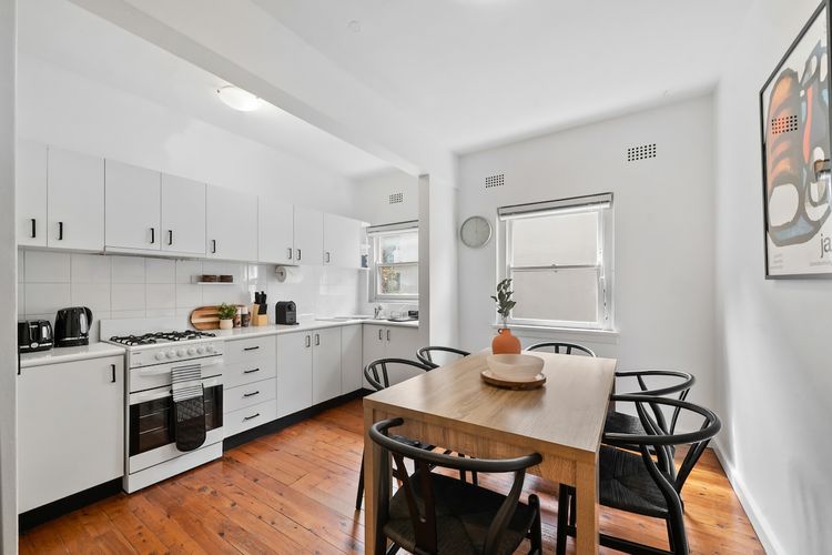 Bellevue Hill 3BR Escape w Full kitchen