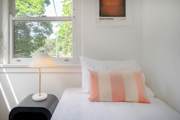 Bellevue Hill 3BR Escape w Full kitchen