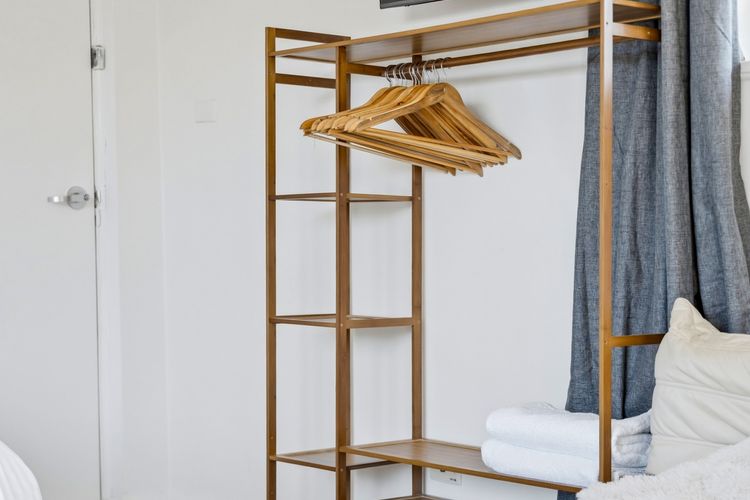 Paddington Studio w/ Balcony & Parking Near CBD