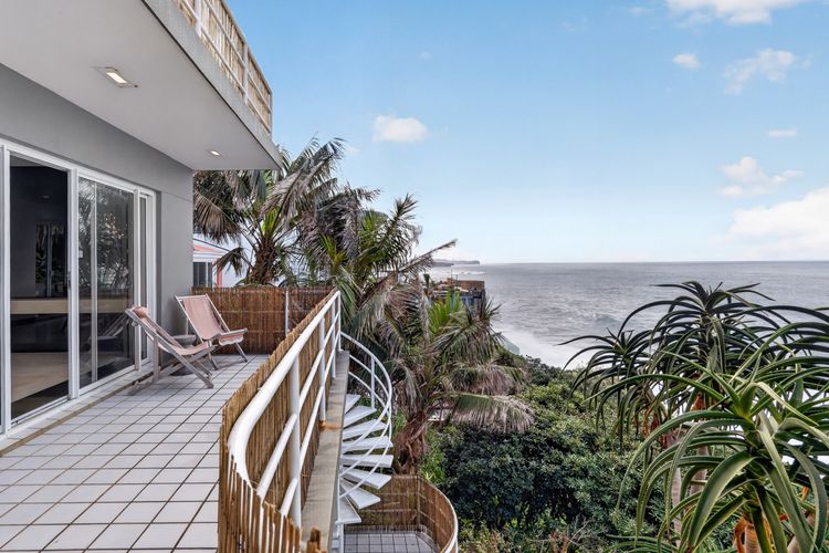 Luxury Coastal Haven with Pool in South Coogee