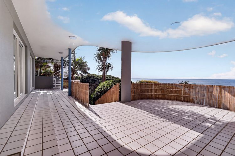 Luxury Coastal Haven with Pool in South Coogee