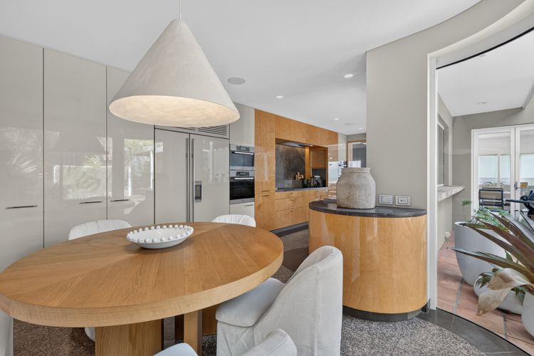 Luxury Coastal Haven with Pool in South Coogee