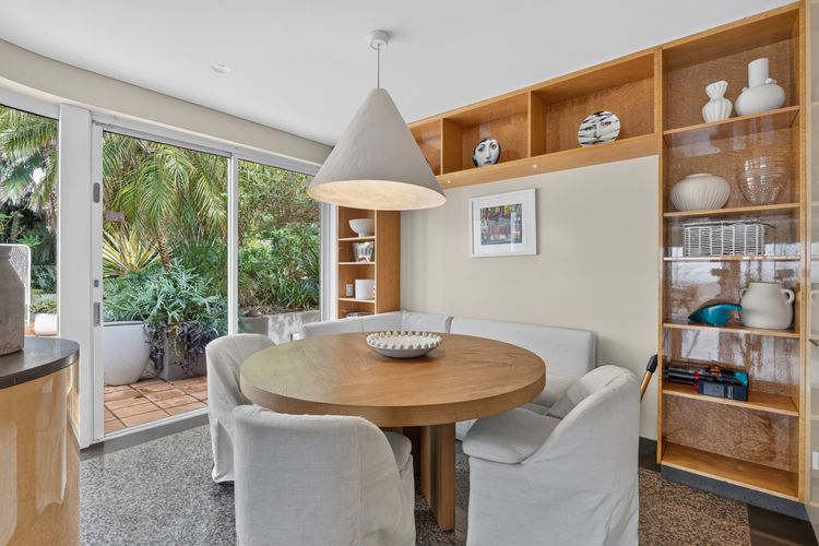 Luxury Coastal Haven with Pool in South Coogee