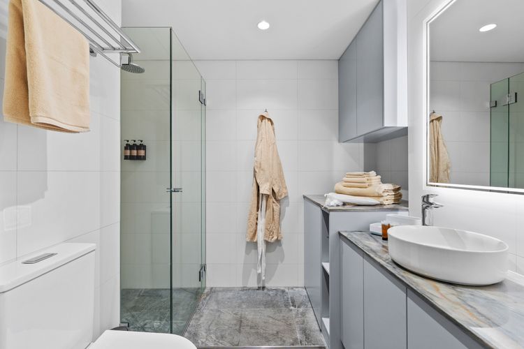 Charming Studio Retreat w/Balcony & Village Vibes