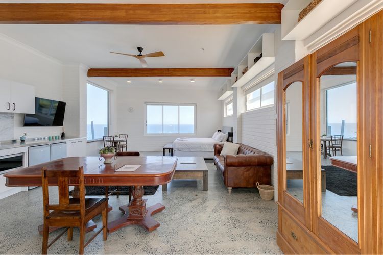 Decked out with art deco furniture, you have a cool contrast of modern and trendy