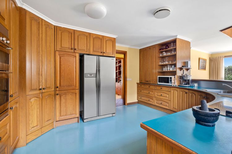 Spacious Family Retreat on Fischer 3