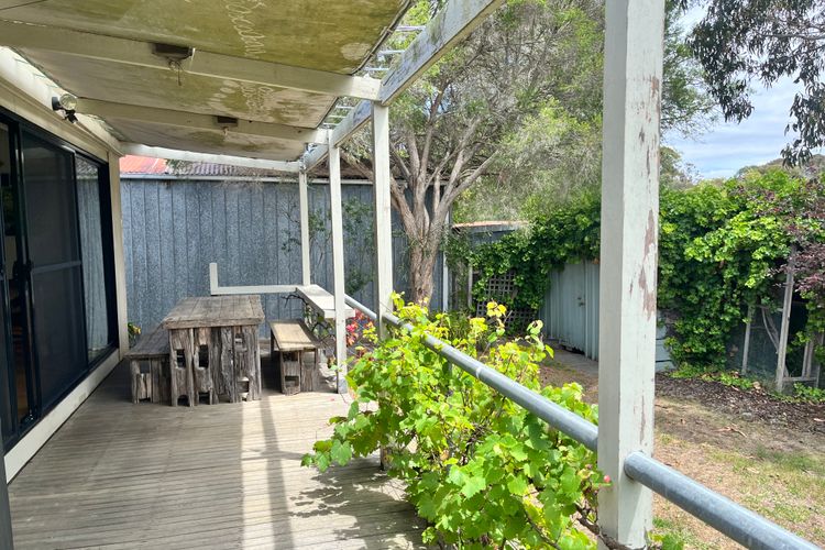 Riverside Hideaway