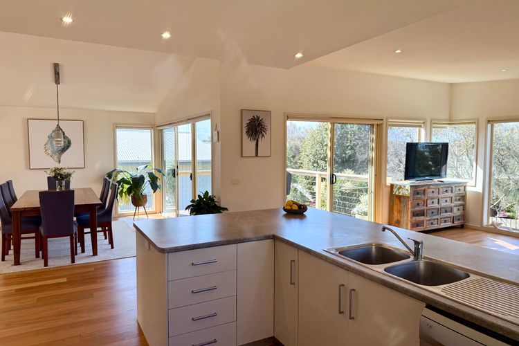 Jan Juc Bell s Hideaway 800m to the beach