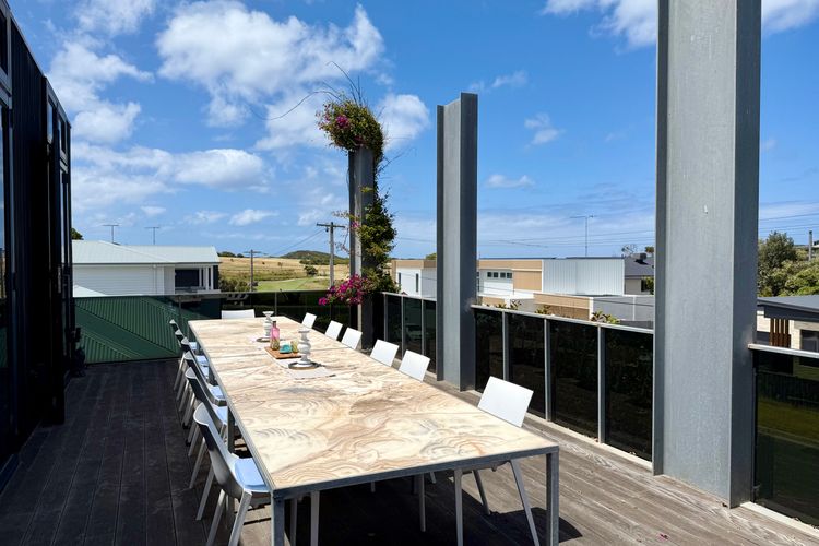 Hideaway on Deal 500m to Jan Juc Beach