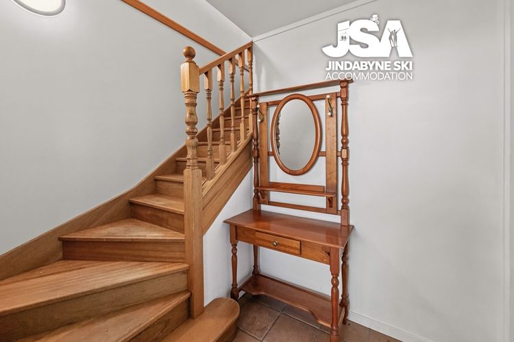 Mitchell Circuit Basecamp – 10B Mitchell Circuit