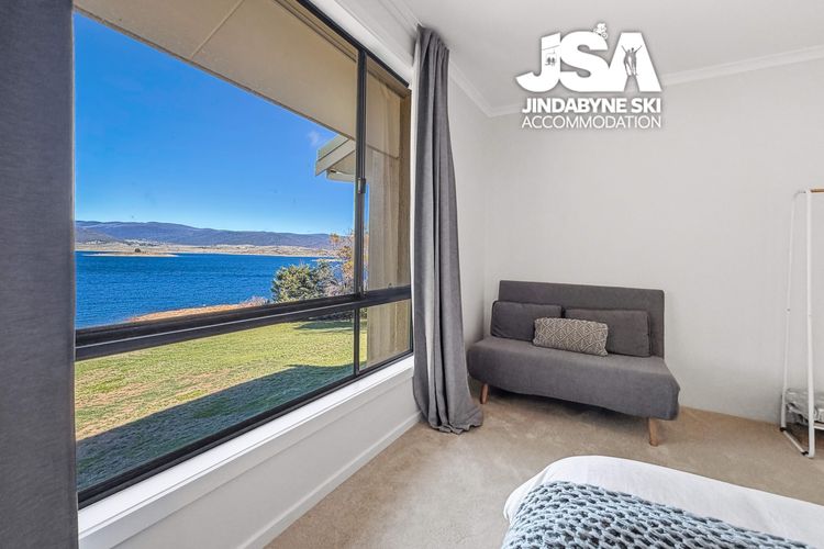 Absolute Lake Front Apartment