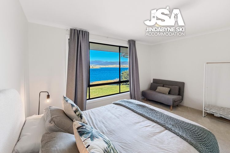 Absolute Lake Front Apartment