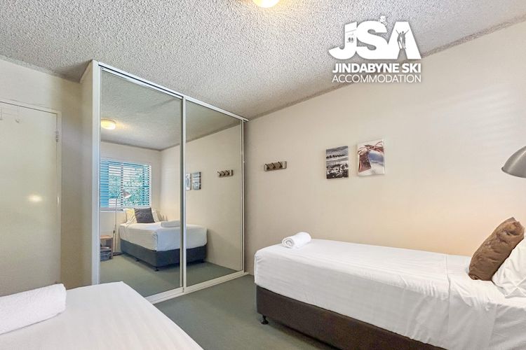 Alpine Mountain View 9