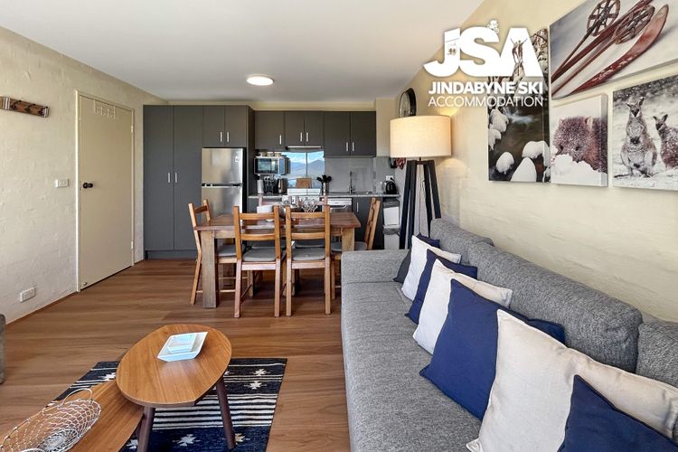 Alpine Mountain View 9