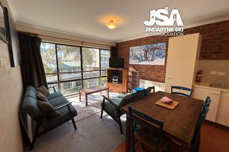 Alpine Mountain View 32