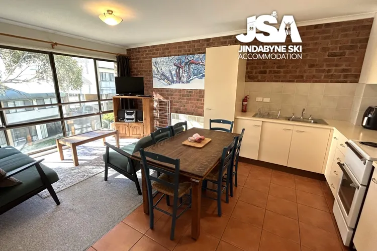 Alpine Mountain View 32