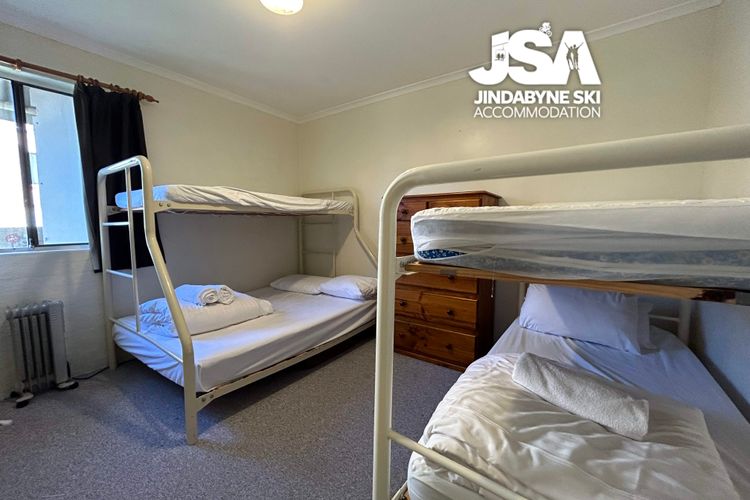 Alpine Mountain View 32